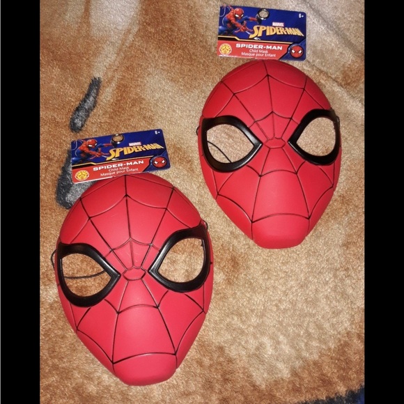 2 Spiderman Red and Black Kids Mask new - Picture 1 of 7